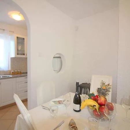 Holiday home Anamaria Modern And New Holiday