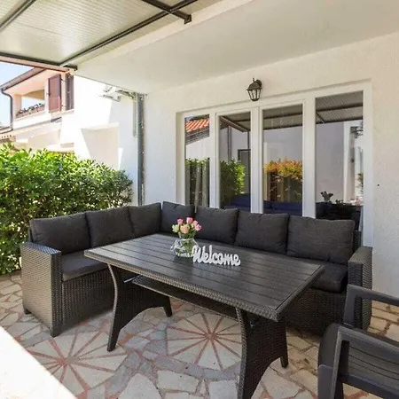 Holiday home Anamaria Modern And New Holiday *